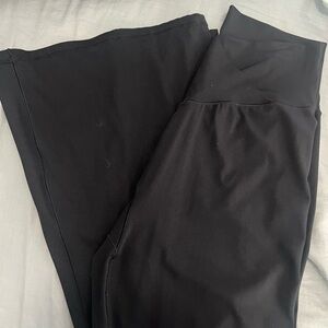 Black High-Waisted Leggings